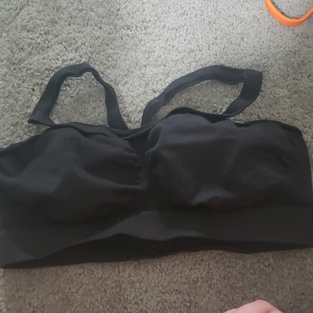 Sports bra